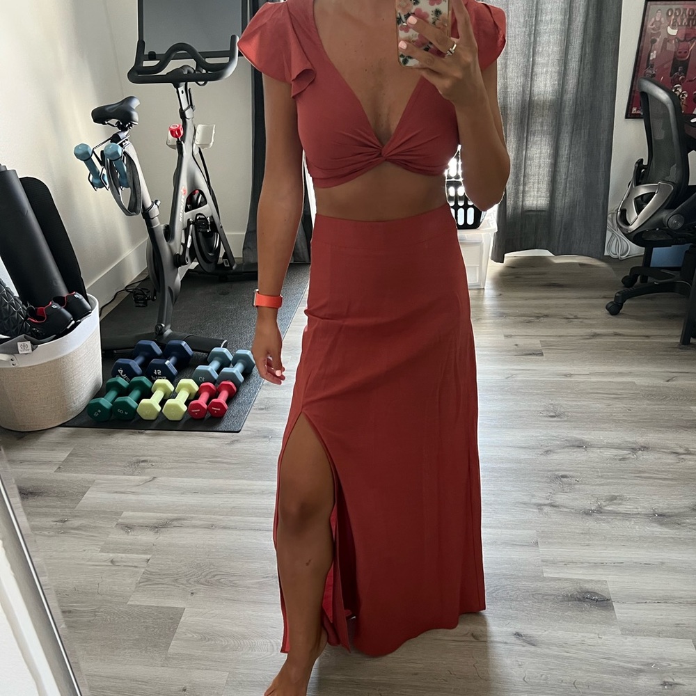 Two piece rose set sz S